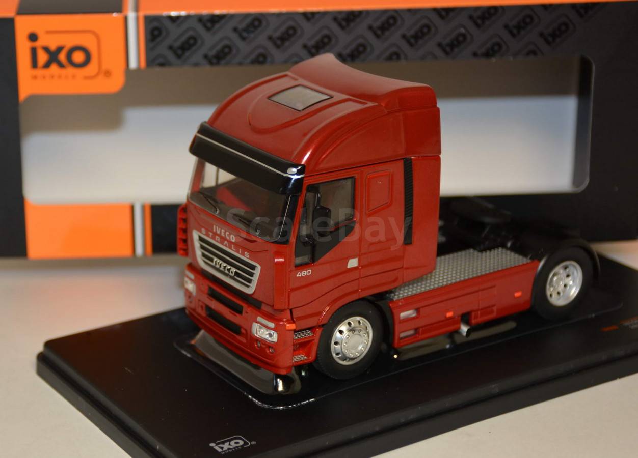 Iveco Stralis Metallic Red