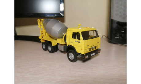КамАЗ-54115 миксер / бетономешалка, Autobahn / Bauer, масштабная модель, Bauer/Cararama/Hongwell, 1:43, 1/43