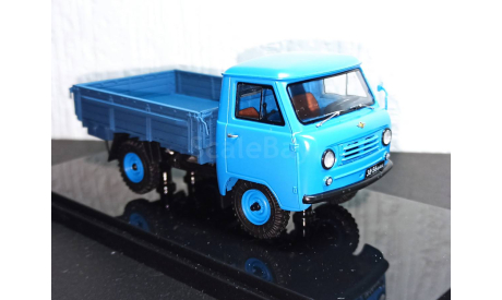 УАЗ-450Д DIP Models арт. 145001, масштабная модель, scale43