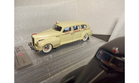 ЗиС-110А ’Скорая помощь’ Москва 1955г  art 111035, масштабная модель, DiP Models, scale43