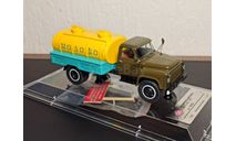 Автомобиль-цистерна АЦПТ-3,3 (53А) ’Молоко’, 1973 г. DiP Models, масштабная модель, scale43, ГАЗ