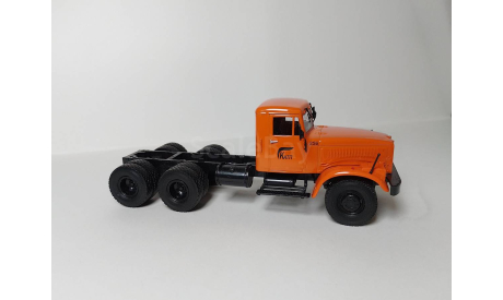 КрАЗ 255 тягач, масштабная модель, scale43
