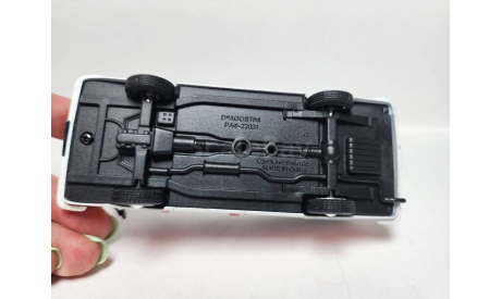 РАФ 22031 скорая помощь, масштабная модель, DeAgostini, scale43