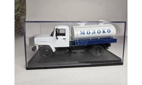 ГАЗ-3307 Молоко Наши грузовики, масштабная модель, DeAgostini, scale43
