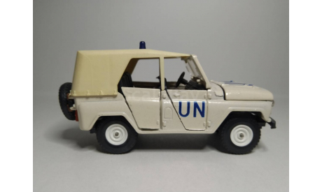 УАЗ 469 ООН UN, масштабная модель, Агат/Моссар/Тантал, scale43