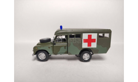 LAND ROVER 109 Скорая помощь, масштабная модель, Bauer/Cararama/Hongwell, scale43