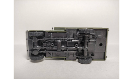 LAND ROVER 109 Скорая помощь, масштабная модель, Bauer/Cararama/Hongwell, scale43