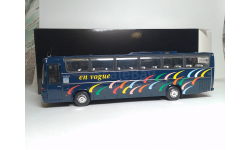 Mercedes-Benz O 303-15 RHD Minichamps