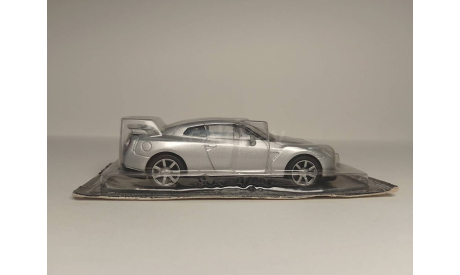 Nissan GT-R, масштабная модель, DeAgostini, scale43