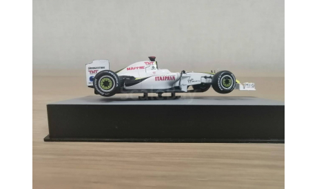 Formula 1 Auto Collection 39 - Brawn GP01 2009 Дженсона Баттона, журнальная серия масштабных моделей, Altaya, scale43