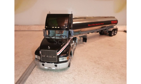 MACK “THE ULTIMATE TEXACO TANKER“ DIE CAST MACK TRUCK 1993, масштабная модель, Franklin Mint, 1:43, 1/43