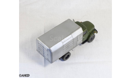 Фургон ЛУМЗ-890 на базе Амур-531350, масштабная модель, ЗИЛ, MODIMIO, 1:43, 1/43