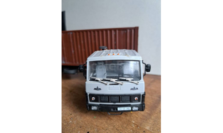 МАЗ 6422 контейнеровоз, масштабная модель, Автоистория, scale43