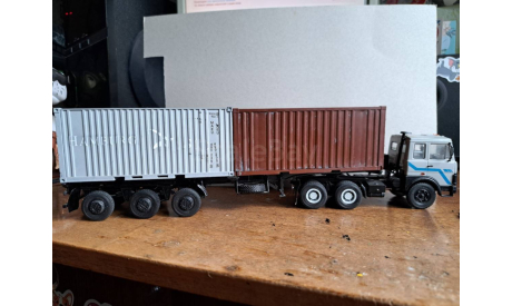 МАЗ 6422 контейнеровоз, масштабная модель, Автоистория, scale43