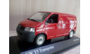 Volkswagen T5 Transporter 2003 red 1:43 Minichamps, масштабная модель, scale43