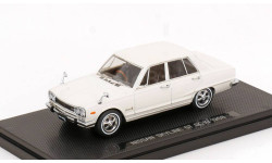 Nissan Skyline GT GC10 1968 white 1:43 Ebbro
