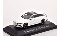 Mercedes-Benz CLA  Shooting brake x118 white 1:43 Spark