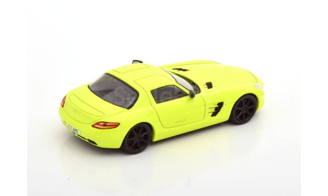 Mercedes Benz SLS AMG Coupe yellow 1:43 Solido, масштабная модель, Mercedes-Benz, scale43