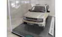 Chevrolet TrailBlazer 2005 GMT360 cashmere metallic 1:43 BlackBox, масштабная модель, scale43