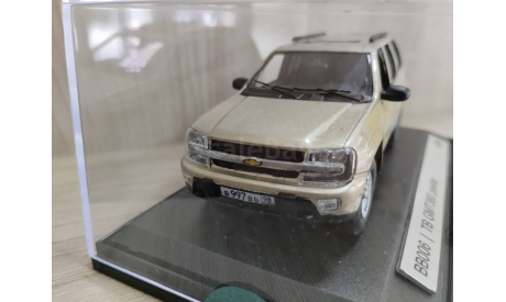 Chevrolet TrailBlazer 2005 cashmere metallic 1:43 BlackBox, масштабная модель, scale43