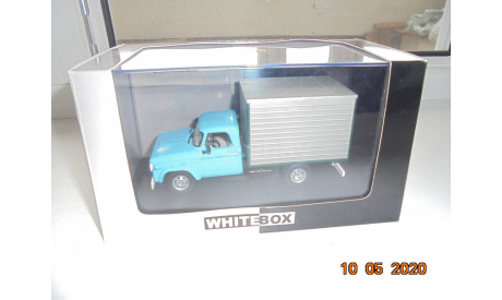 DODGE D-400 Box Van1971 WHITE BOX 1/43 WB275 IST IXO, масштабная модель, WhiteBox, scale43