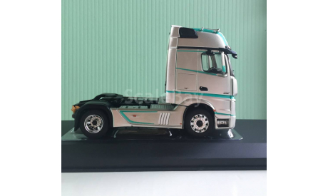 Mercedes-Benz Actros MP4 седельный тягач, масштабная модель, IXO грузовики (серии TRU), 1:43, 1/43