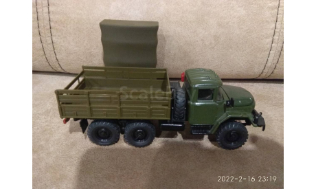 ЗИЛ 131 С ТЕНТОМ  (РАННЯЯ РЕШЕТКА РАДИАТОРА), масштабная модель, Элекон, scale43