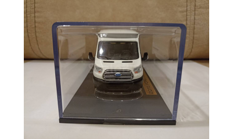 Ford Transit Jumbo 2014 Oxford White (белый), масштабная модель, Greenlight Collectibles, scale43