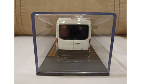 Ford Transit Jumbo 2014 Oxford White (белый), масштабная модель, Greenlight Collectibles, scale43