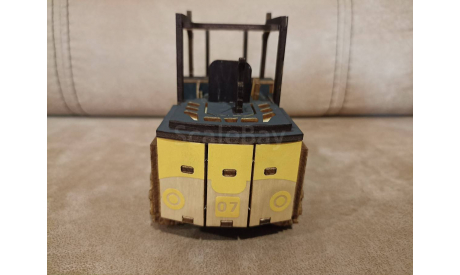 ВИЛОЧНЫЙ ПОГРУЗЧИК (FORKLIFT TRUCK), масштабная модель, НВ07, 1:32, 1/32