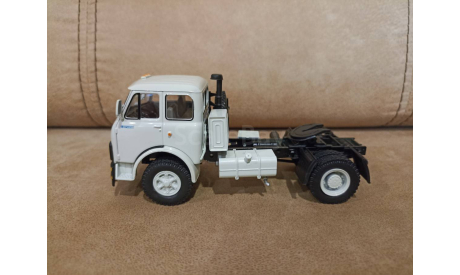 МАЗ - 5428(1977г.) СЕДЕЛЬНЫЙ ТЯГАЧ, масштабная модель, Наш Автопром, 1:43, 1/43