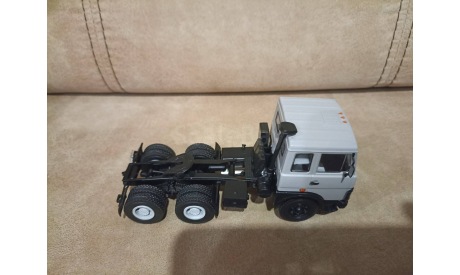 МАЗ - 6422  РАННИЙ, масштабная модель, Автоистория (АИСТ), 1:43, 1/43