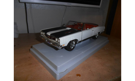 1969 Plymouth Gtx Convertible - Ertl Spinnaker White #e7249, масштабная модель, 1:18, 1/18