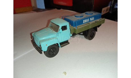 ГАЗ-52, сборная модель автомобиля, Автолегенды СССР журнал от DeAgostini, scale43