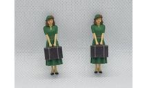 Фигурка Девушка в шляпке с чемоданом. 1/43, фигурка, scale43