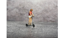 Фигурка ’Девушка на самокате’ 1/43, фигурка, scale43