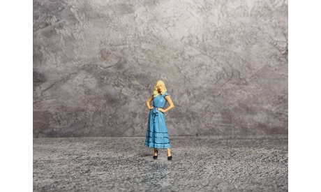 Фигурка ’Девушка в сарафане’ 1/43, фигурка, scale43
