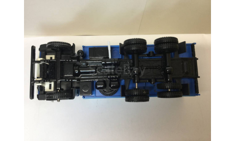 Камаз 5320 с тентом ранний. Элекон., масштабная модель, scale43