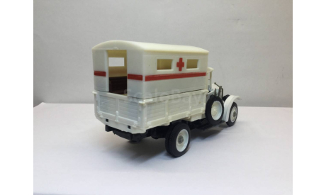 АМО - Ф15 «Санитарный»., масштабная модель, Элекон, scale43