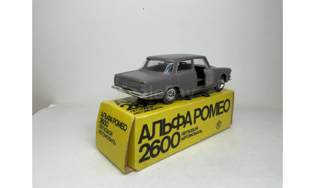 Альфа Ромео Alfa Romeo 2600.   Ремейк., масштабная модель, Кругозор, scale43
