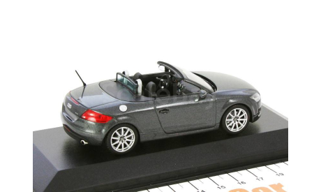 Модель 1/43 Audi TT roadster ‘06. серый металлик, масштабная модель, Minichamps, scale43