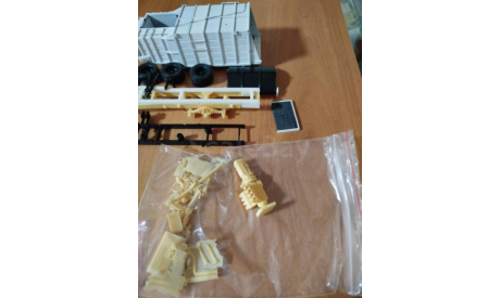 КамАЗ 6520 Мусоровоз, сборная модель автомобиля, АВД + Мастерская, scale43