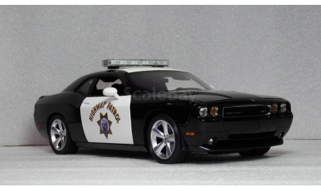 Dodge Challenger SRT 8 California Highway Patrol 2009, масштабная модель, GMP / ACME, 1:18, 1/18