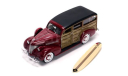 1939 Chevrolet Woody Surf Wagon  (with Surf Board), масштабная модель, Sunstar, scale18