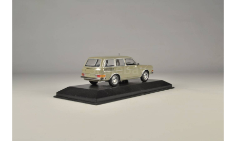 Volkswagen 411 Variant 1969, масштабная модель, Minichamps, scale43