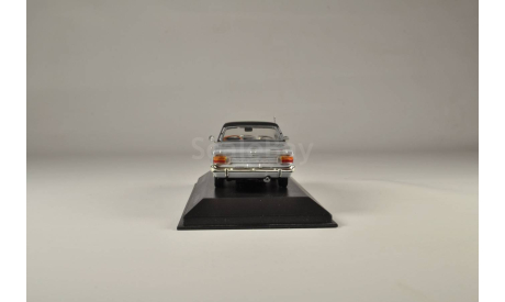 Opel Commodore 1970, масштабная модель, Minichamps, scale43