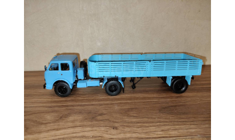 МАЗ-504А с п/п МАЗ-5215, масштабная модель, Start Scale Models (SSM), scale43