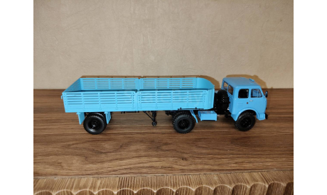 МАЗ-504А с п/п МАЗ-5215, масштабная модель, Start Scale Models (SSM), scale43