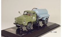 АНМ 53А Ассенизаторная машина 1971 г. хаки-голубой DIP Models  1:43 105305, масштабная модель, ГАЗ, scale43