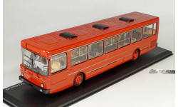 ЛиАЗ 5256 красный  2015 Classicbus 1:43 04012F